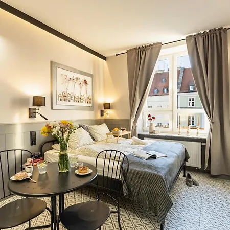 Swidnicka Grey Apartman